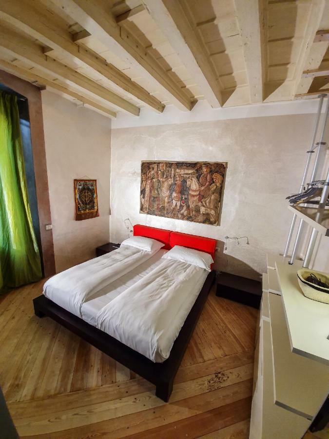 Flora Inn, Flora I - Nel Cuore Di Bergamo Alta 外观 照片